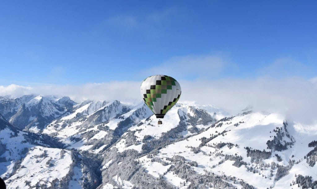 Vlucht met C-AIR ballonvaarten boven de Alpen